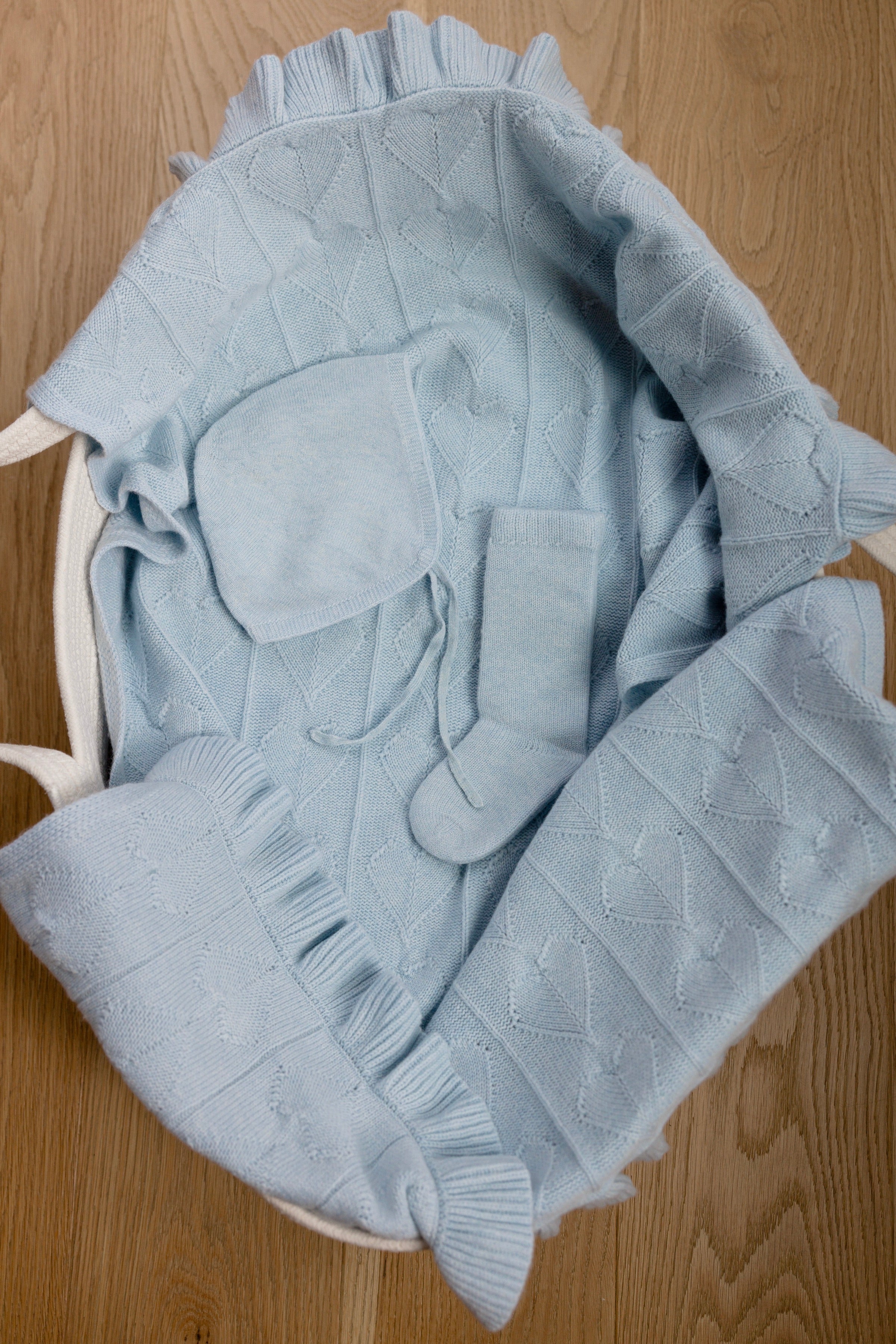 Little Love Cashmere Cloud Baby Blanket Gift Set - Hydrangea Blue – organic cashmere baby blanket, GOTS certified, luxury newborn boy gift, gentle on sensitive skin, safe for eczema